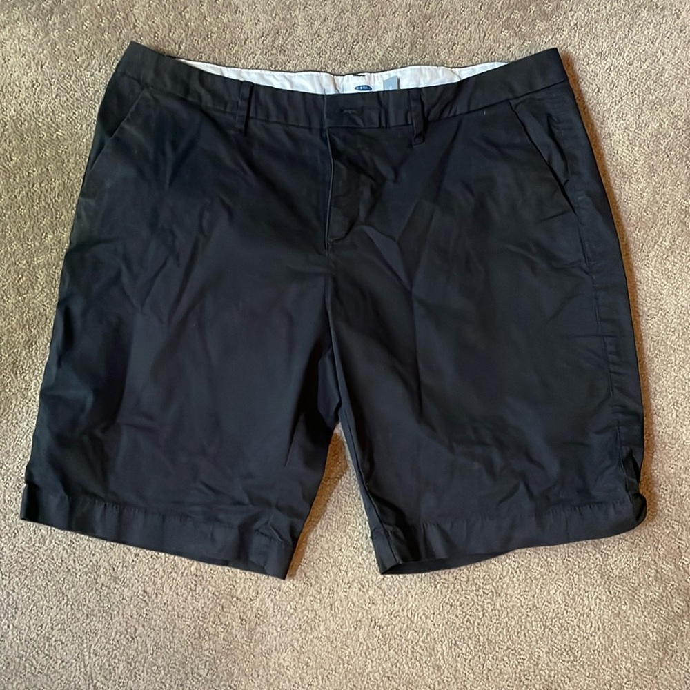 Old Navy women’s Bermuda shorts